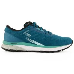 Women's Strata 5 - Running Shoes